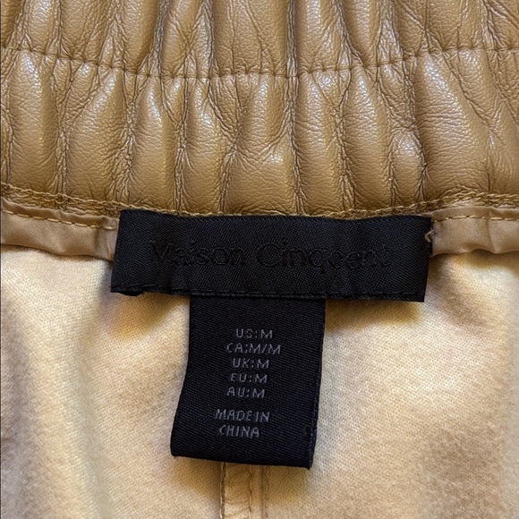 Maison Cinqcent | Tan Faux Leather Shorts Size Medium - Picture 4 of 10